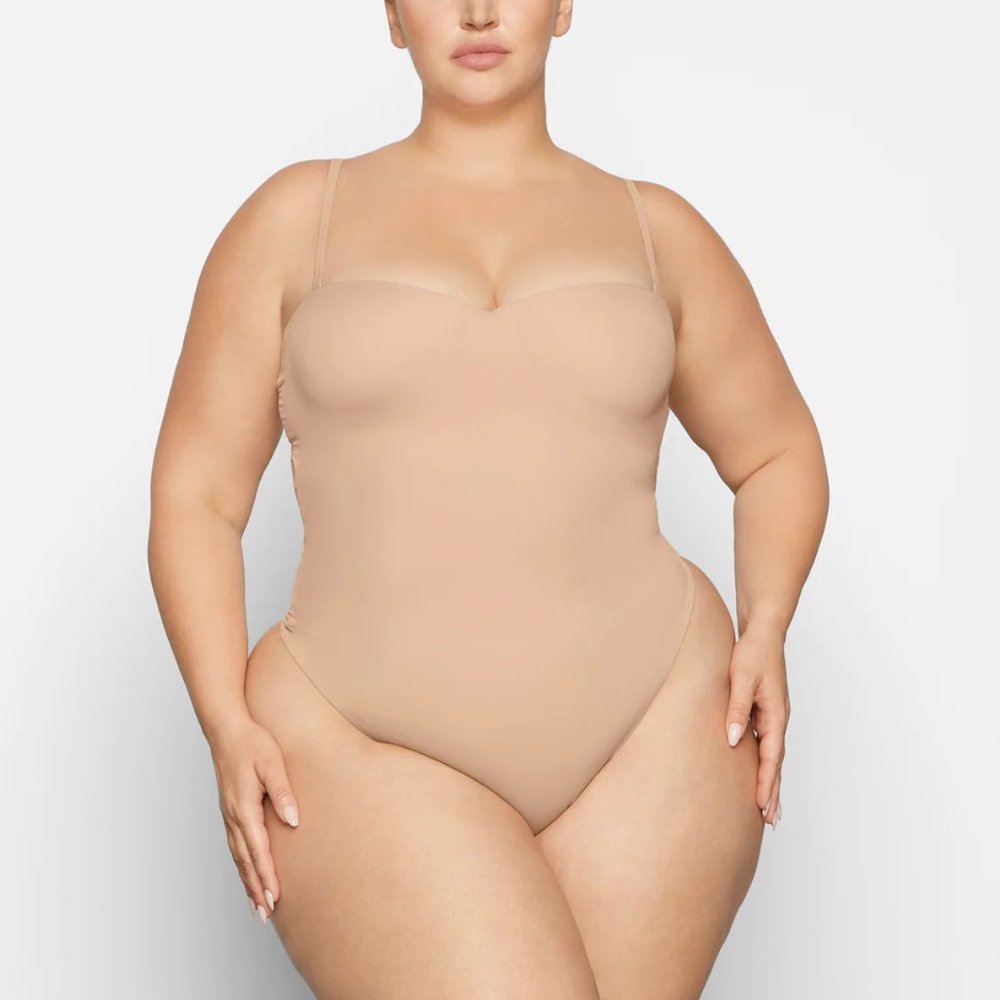 SKIMS Contour Lift Bodysuit
